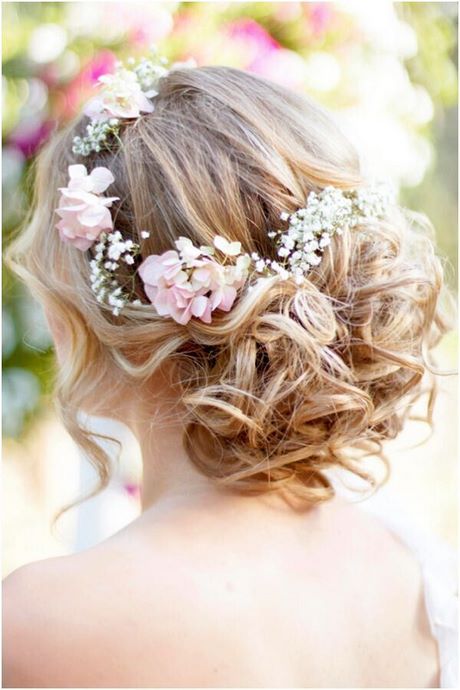 Bridesmaids hairstyles for medium length hair