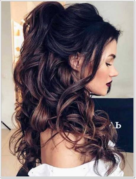 Different hairstyles for wavy hair different-hairstyles-for-wavy-hair-15_14