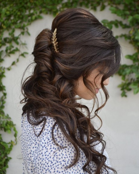 Hairdos for wedding bridesmaids hairdos-for-wedding-bridesmaids-95_14