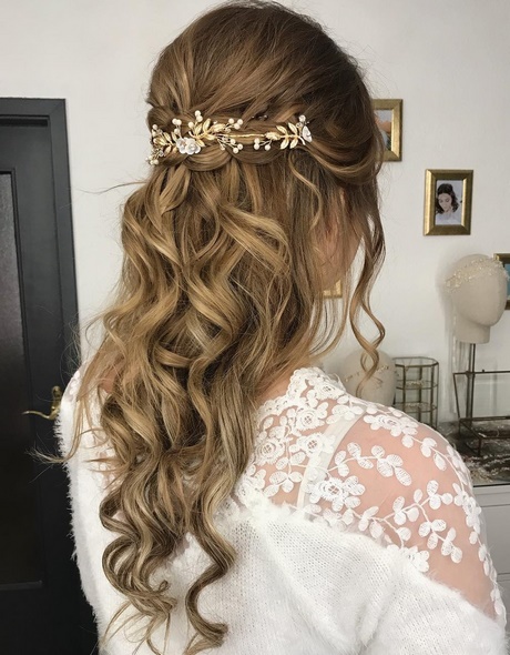 Homecoming updos for long hair homecoming-updos-for-long-hair-33