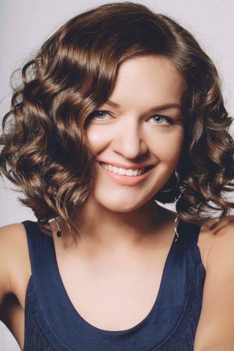 Short hairstyles for women with thick curly hair short-hairstyles-for-women-with-thick-curly-hair-46_7