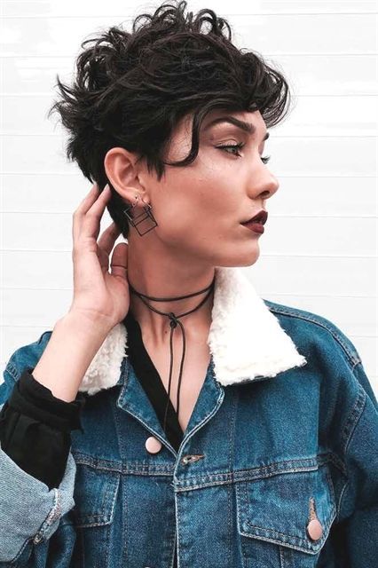 Trendy short curly haircuts trendy-short-curly-haircuts-32_10