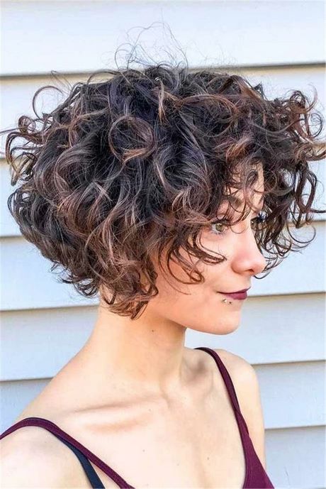 Trendy short curly haircuts trendy-short-curly-haircuts-32_16