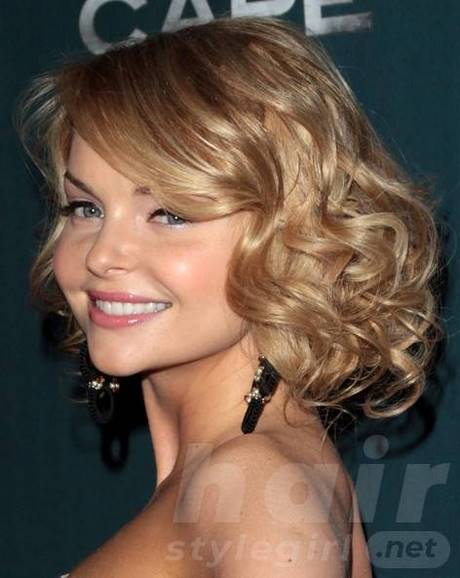 Wavy curly hairstyles for medium length hair wavy-curly-hairstyles-for-medium-length-hair-71_12