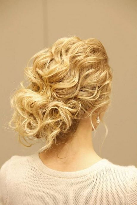Wedding hair for short curly hair wedding-hair-for-short-curly-hair-96_11