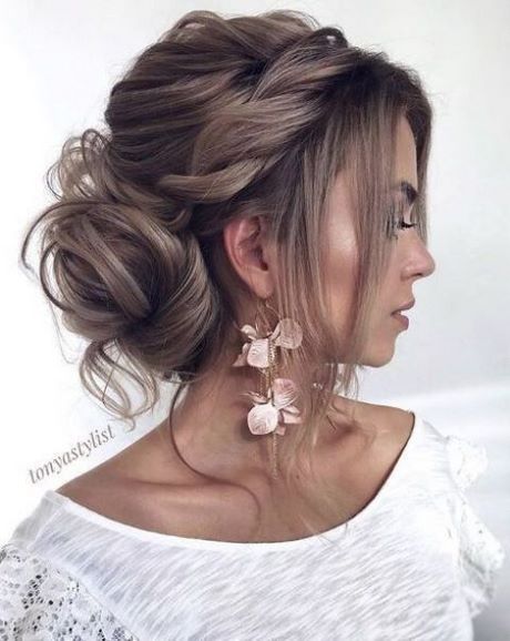 Wedding hairstyles for short hair with fringe