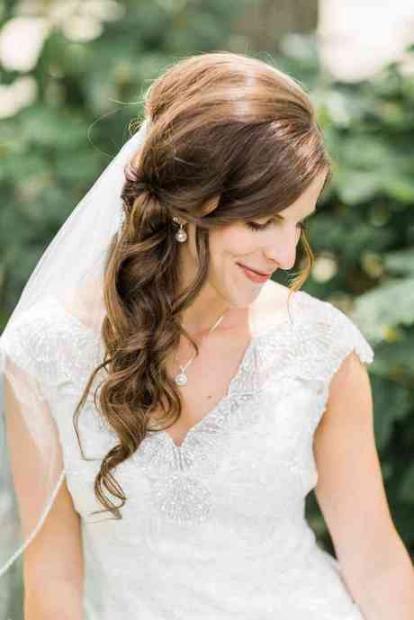 Wedding hairstyles long hair to the side wedding-hairstyles-long-hair-to-the-side-69_11