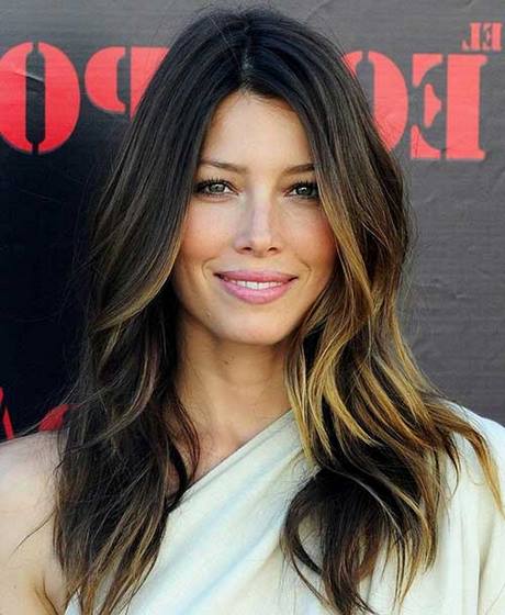 Best long haircuts for round faces best-long-haircuts-for-round-faces-05_14