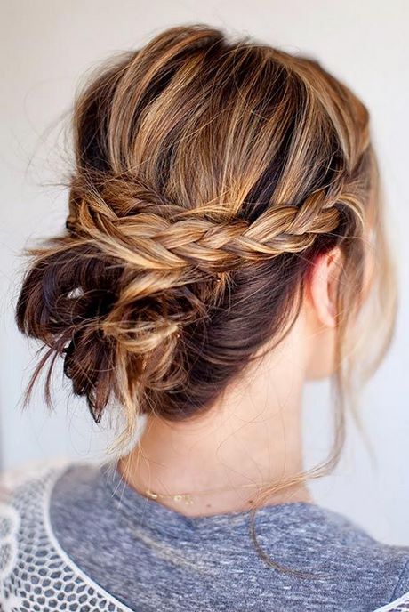 Casual updos for short hair
