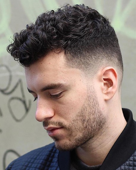 Cool haircuts for curly hair cool-haircuts-for-curly-hair-17_3