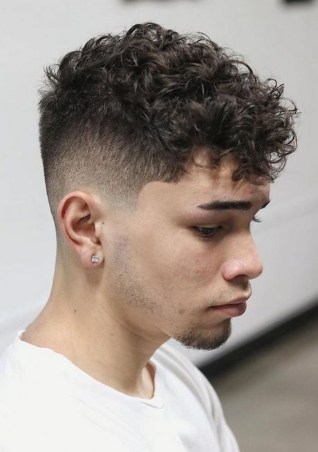 Cool haircuts for curly hair cool-haircuts-for-curly-hair-17_9