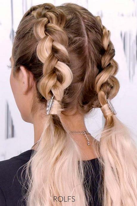 Cute and simple hairstyles for long hair cute-and-simple-hairstyles-for-long-hair-90_17