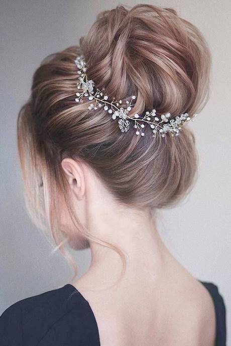 Cute buns for prom cute-buns-for-prom-60_12