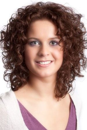 Hairstyle for curly hair with round face hairstyle-for-curly-hair-with-round-face-43_19