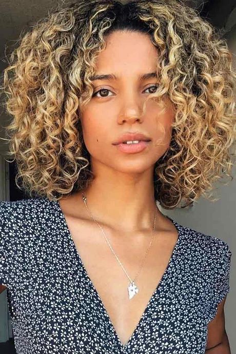 Layered hairstyles for curly hair layered-hairstyles-for-curly-hair-90_12