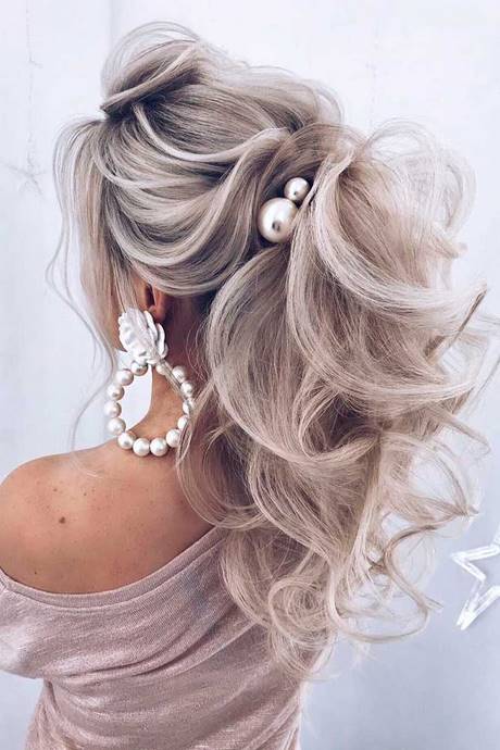 Long hairstyles for homecoming long-hairstyles-for-homecoming-84_11