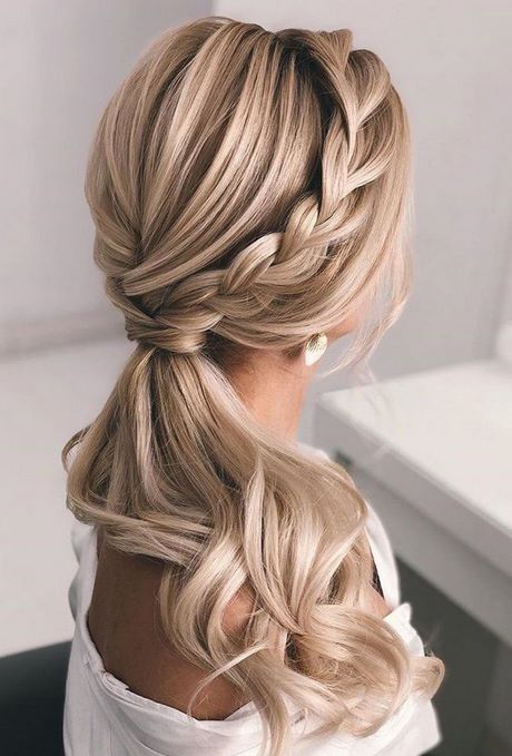Long hairstyles for homecoming long-hairstyles-for-homecoming-84_19