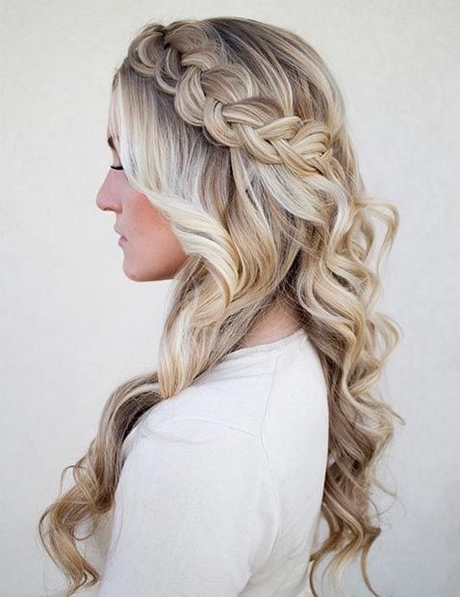Long hairstyles for homecoming long-hairstyles-for-homecoming-84_9