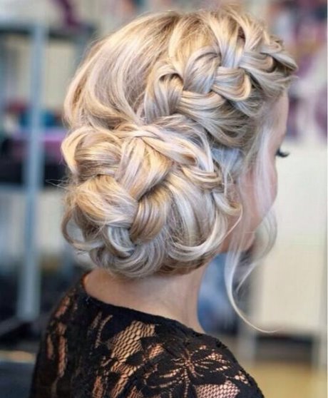 Low prom updos