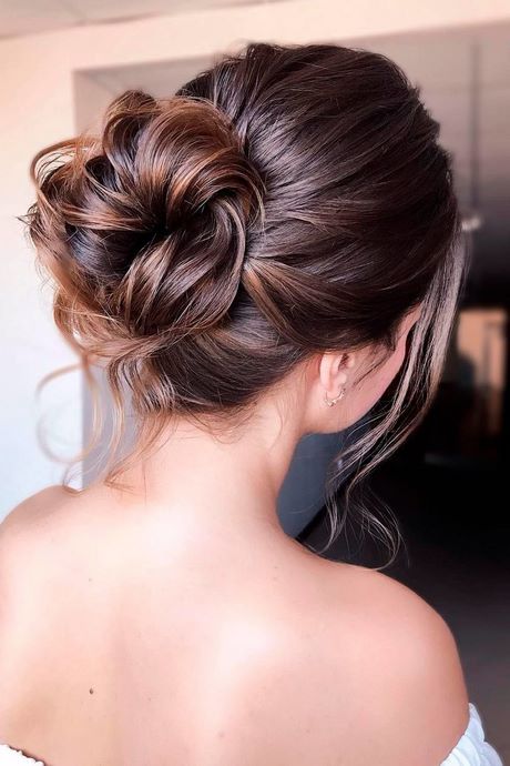 Low updo hairstyles low-updo-hairstyles-17_13