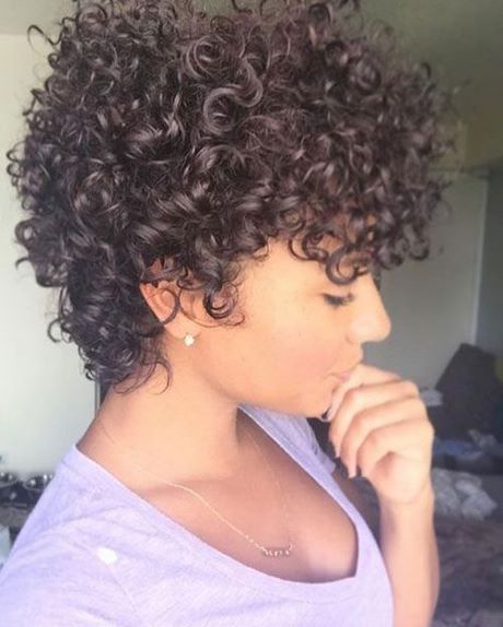 Natural curly short cuts