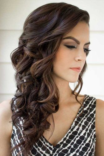 Party hairstyles for curly hair party-hairstyles-for-curly-hair-01_15