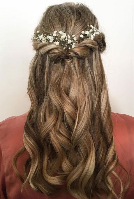 Prom hair with flowers prom-hair-with-flowers-17_4