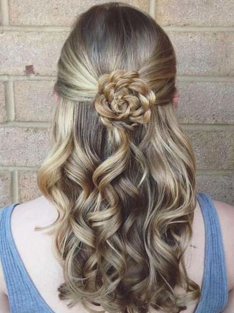 Prom hair with flowers prom-hair-with-flowers-17_5