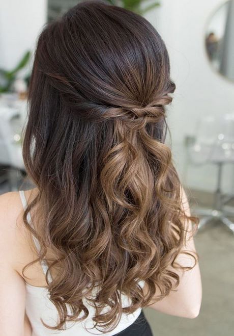 Prom hairstyles for dark hair