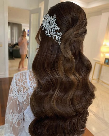 Prom hairstyles for long brown hair prom-hairstyles-for-long-brown-hair-16_17