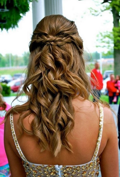 Prom hairstyles for long straight hair down prom-hairstyles-for-long-straight-hair-down-13_4