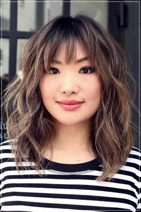 Round face short hair with bangs round-face-short-hair-with-bangs-22_17