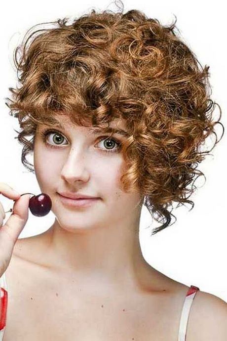 Short haircut for curly hair round face short-haircut-for-curly-hair-round-face-87_12