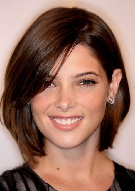 Short hairstyle for round face female short-hairstyle-for-round-face-female-52_14