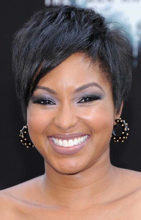 Short hairstyle for round face female short-hairstyle-for-round-face-female-52_3