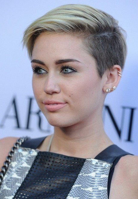 Short hairstyles for young ladies short-hairstyles-for-young-ladies-59_8