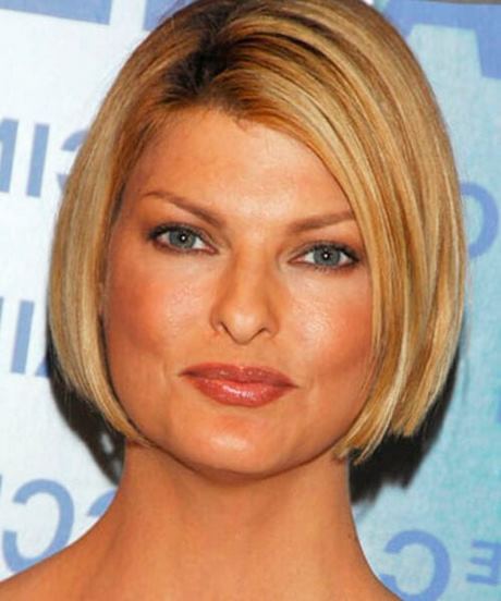Short straight hairstyles for round faces short-straight-hairstyles-for-round-faces-89_5