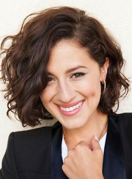 Short wavy hair for round face short-wavy-hair-for-round-face-42_9
