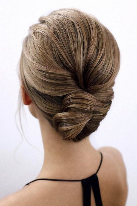 Updo hairstyles for graduation updo-hairstyles-for-graduation-53_10