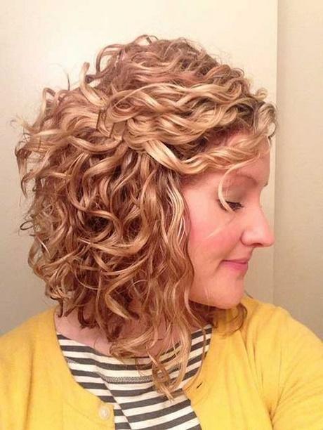 Hairstyles curly hair for job hairstyles-curly-hair-for-job-58_13