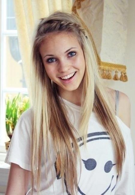 Simple everyday hairstyles for long straight hair
