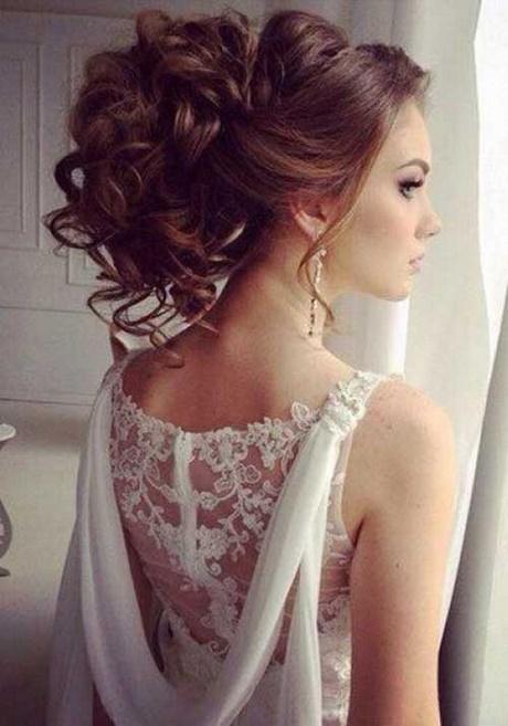 Updos for extremely long hair updos-for-extremely-long-hair-85_3