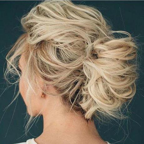 Prom hairstyles for long hair 2019 prom-hairstyles-for-long-hair-2019-38_20