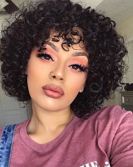 Short haircuts for curly hair 2019 short-haircuts-for-curly-hair-2019-45_11