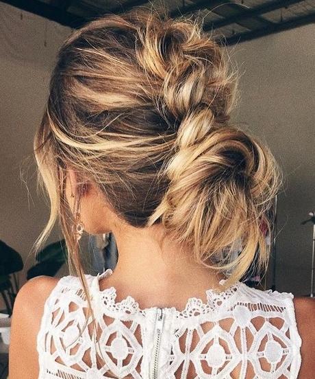 Updo hairstyles 2019 updo-hairstyles-2019-67_12