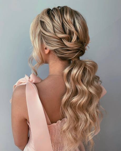 Hairstyles for prom 2023 hairstyles-for-prom-2023-62_10