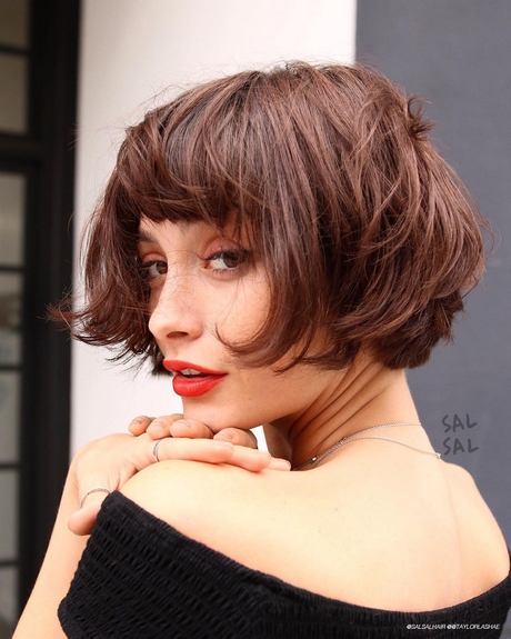 Short hairstyles for spring 2023 short-hairstyles-for-spring-2023-42_2