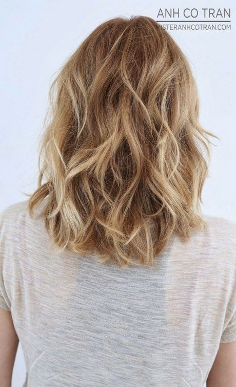 Short to mid length hairstyles 2023 short-to-mid-length-hairstyles-2023-60_8