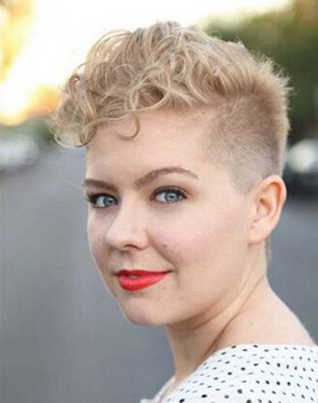 Very short curly hairstyles 2023 very-short-curly-hairstyles-2023-35_12