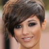 Short hairstyle for oval face